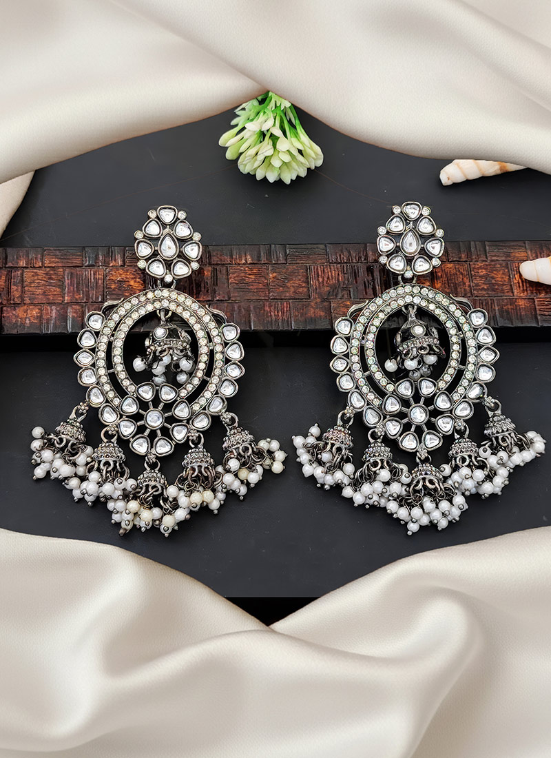 Silver Beaded Kundan Stone Oxidised Danglers