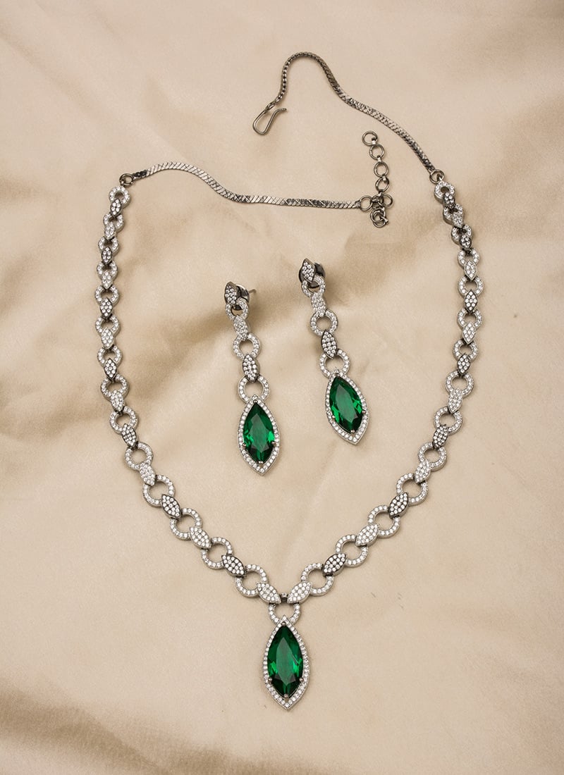 Silver Green Kundan Splendor Necklace Festive Wear