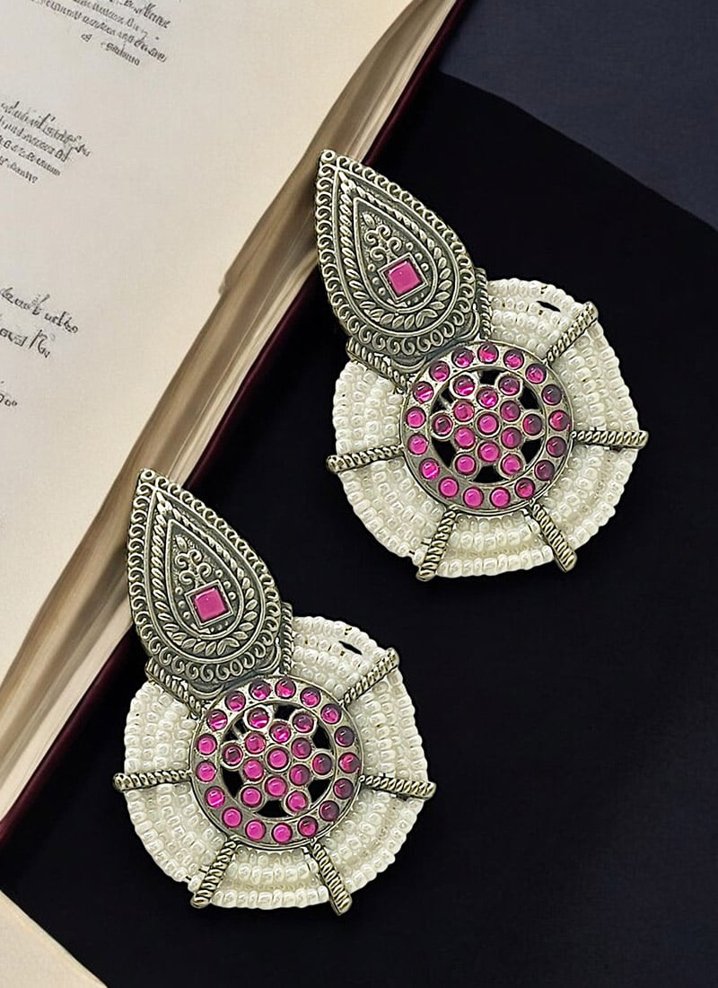 Silver Kundan And Beads Oxidised Drops