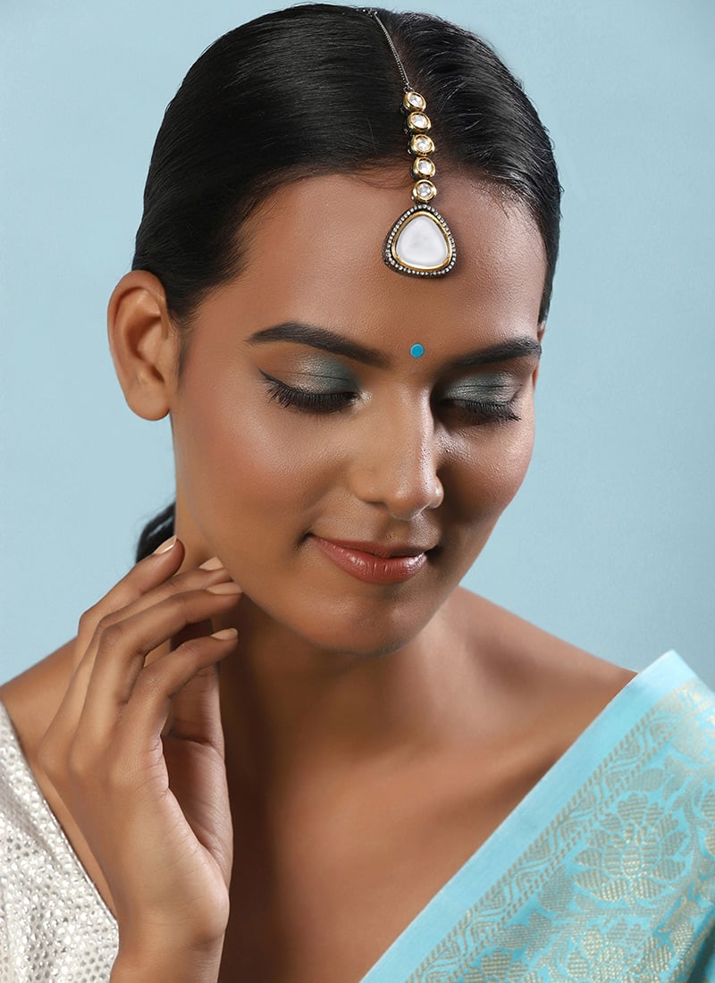 Silver Kundan And Stone Mangtikka Festive Wear