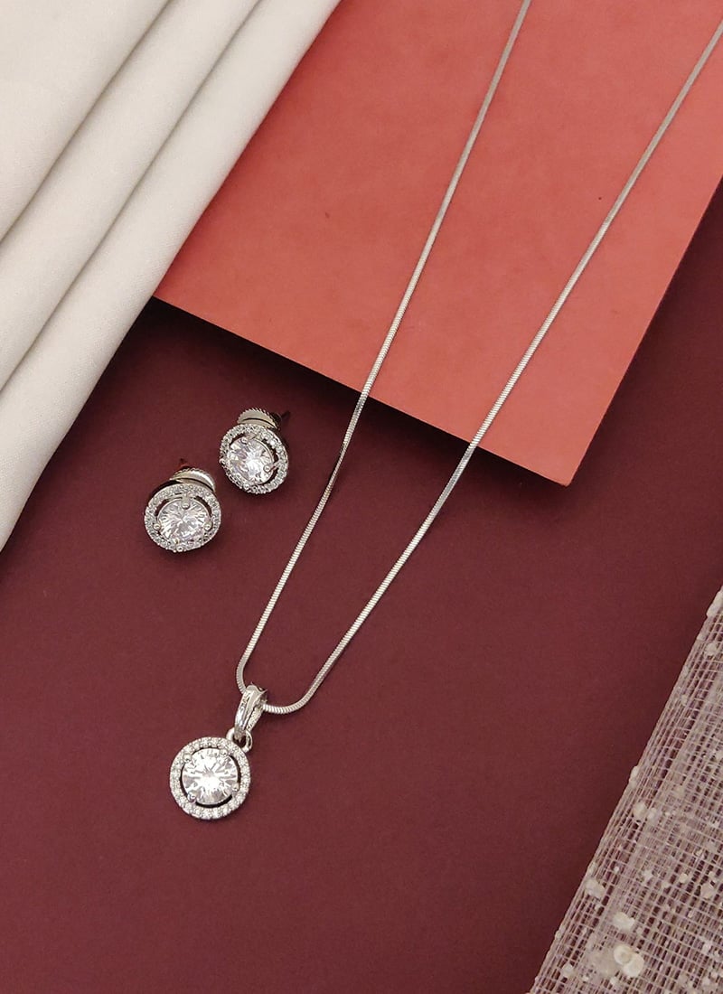 Silver Kundan Stone Pendant Necklace Set After Six Wear