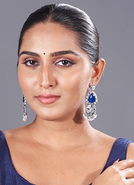 Silver Kundan With Beads Chandeliers