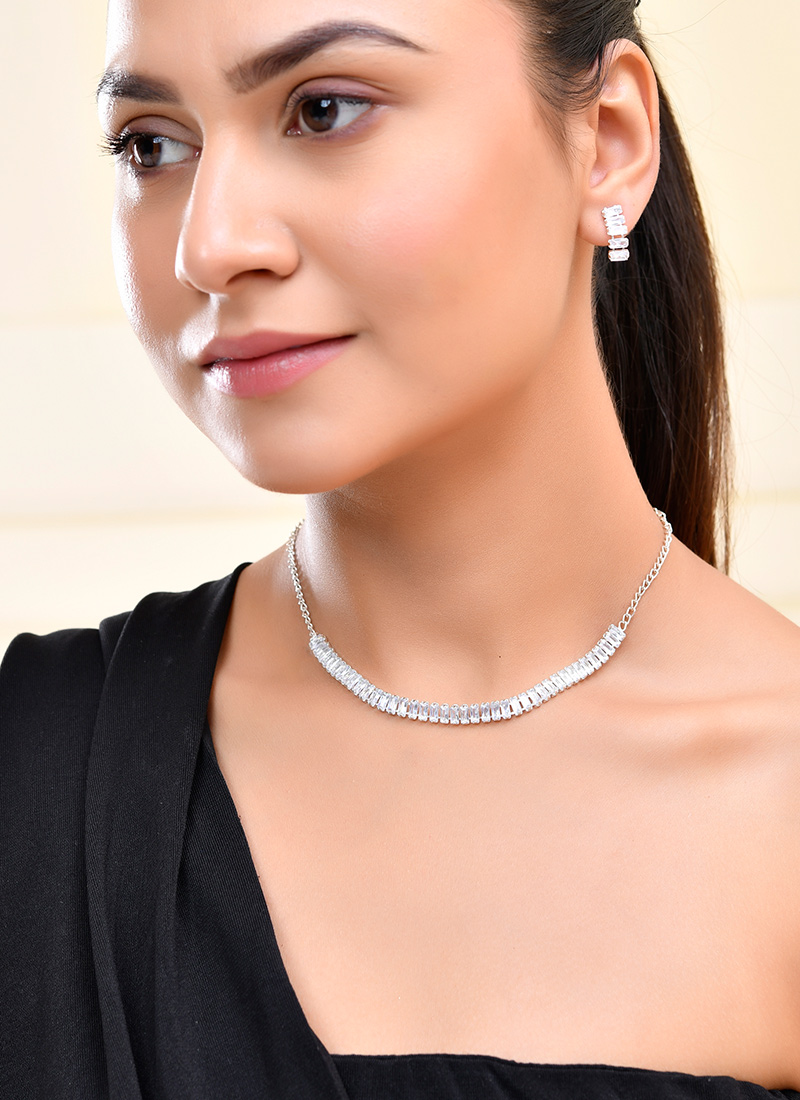 Silver Kundan Work Necklace Wedding Wear