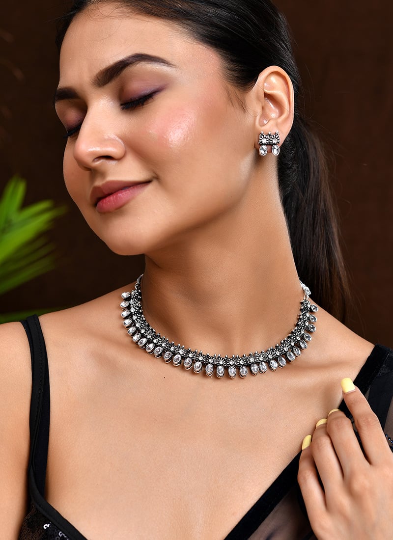 Silver Necklace With Kundan Oxidised Glow Wedding Wear