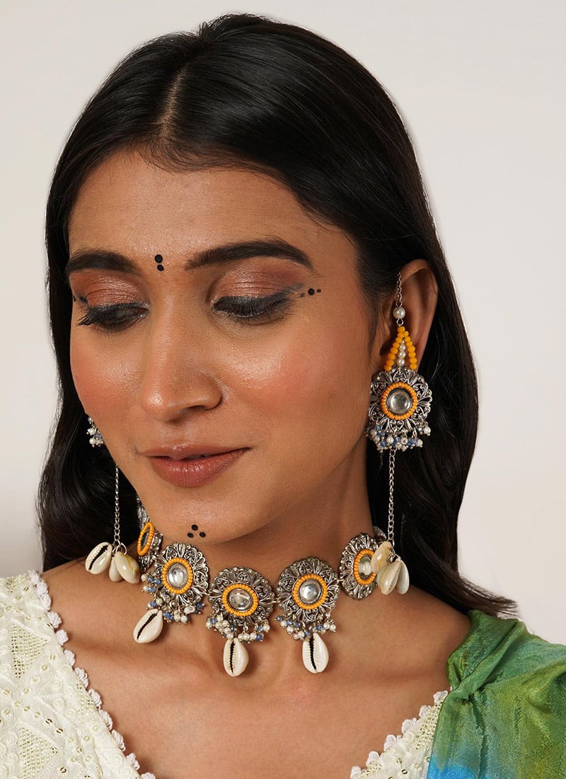 Silver Oxidised Kundan And Beads Choker Festive Wear