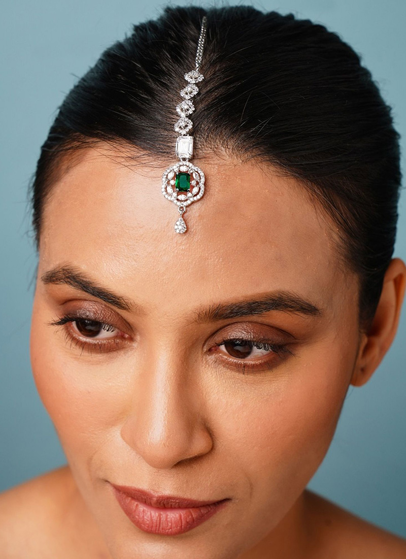 Silver Plated Kundan And Stone Mangtikka Festive Wear