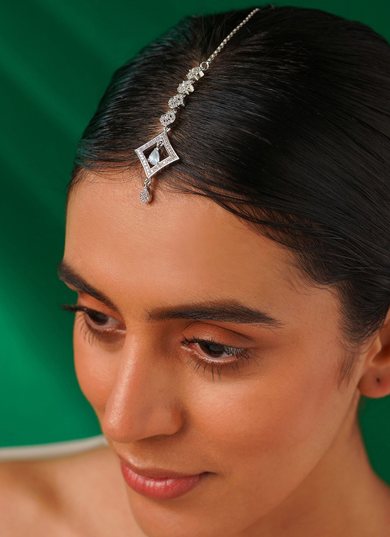 Silver Plated Kundan And Stone Mangtikka Festive Wear