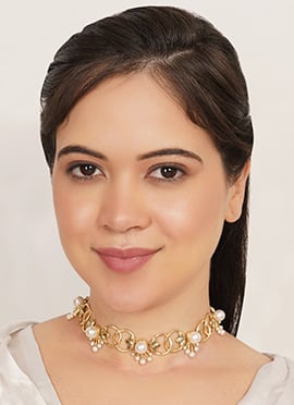 Sophisticated White Pearl Choker