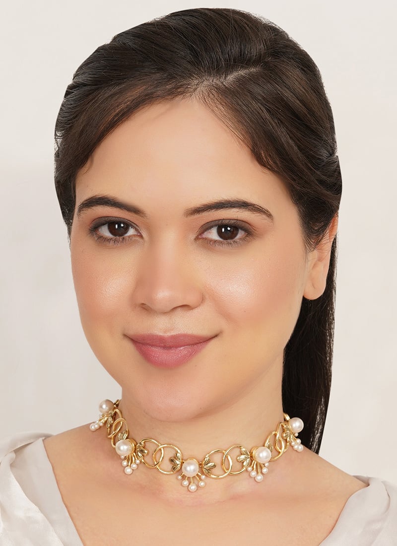 Sophisticated White Pearl Choker Wedding Wear