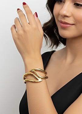 Sparkling Golden Anti Tarnish Bracelet