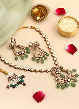 Statement Green Kundan Stones Pearl Necklace