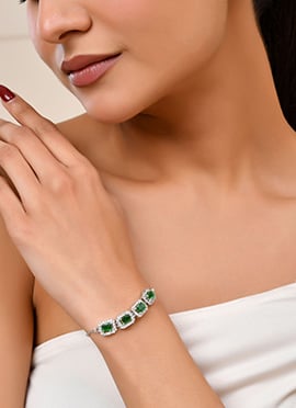 Stunning Green Stone Adjustable Bracelet