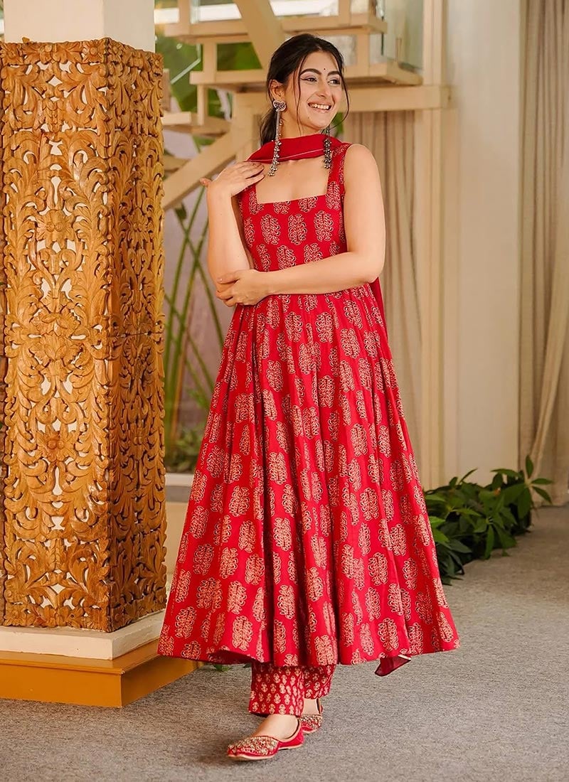 Stunning Red Muslin Heavy Digital Printed Anarkali Suit After Six Wear