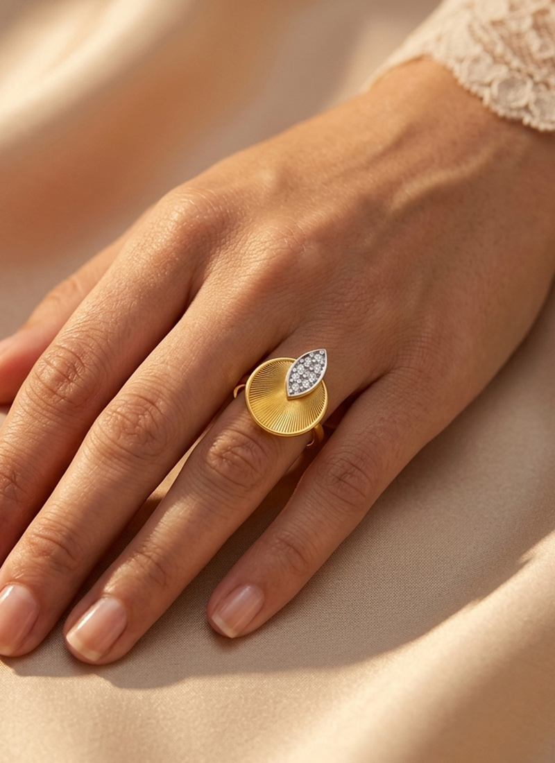 Stylish Gold 925 Sterling Silver Moissanite Ring Wedding Wear