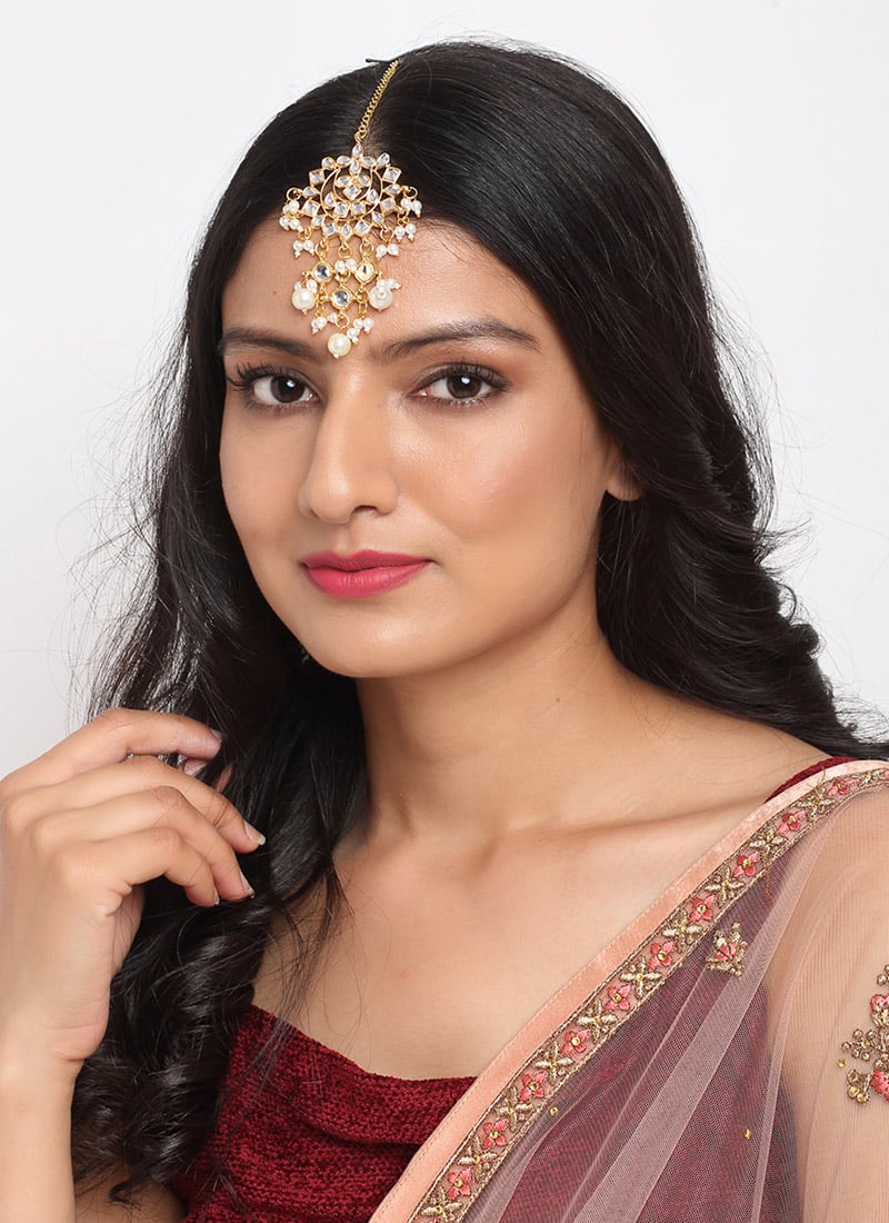 Traditional Mangtikka Gold Plated Kundan Work White Stone Beads
