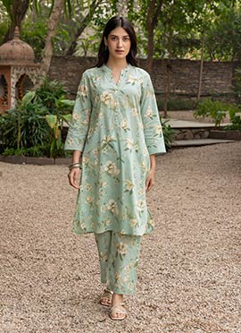 Trendy Pista Green Cotton Printed Kurta Straight Pant Set
