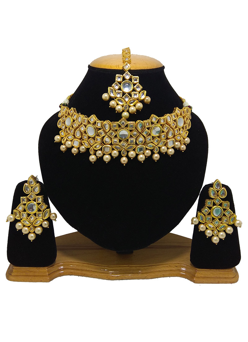 Tricolor Choker Set Wedding Wear