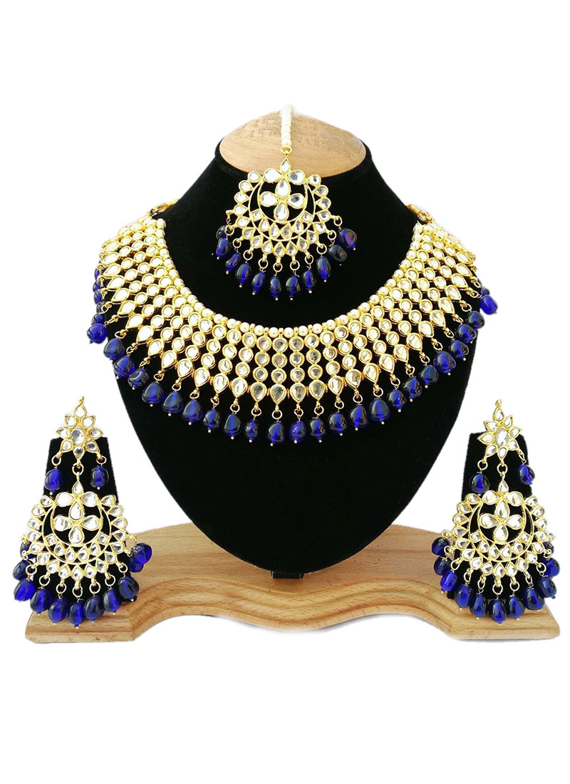 Tricolor Necklace Set
