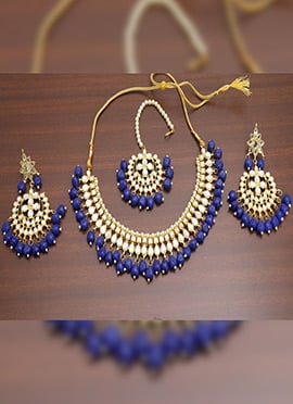 Tricolored Necklace Set