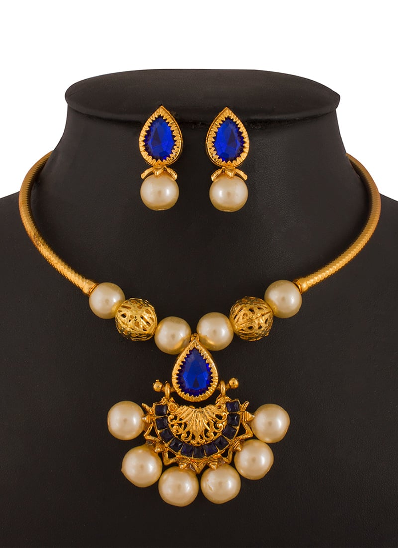 Tricolored Necklace Set Festive Wear