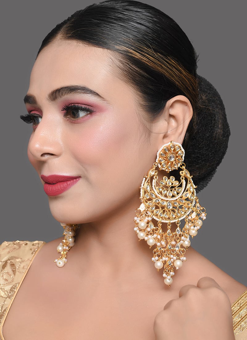 White Chaandbali Earrings
