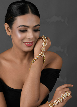 White Designer Haath Pool