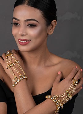 White Designer Haath Pool