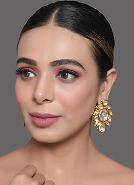 White Drops Earrings