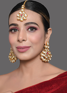 White Drops Earrings