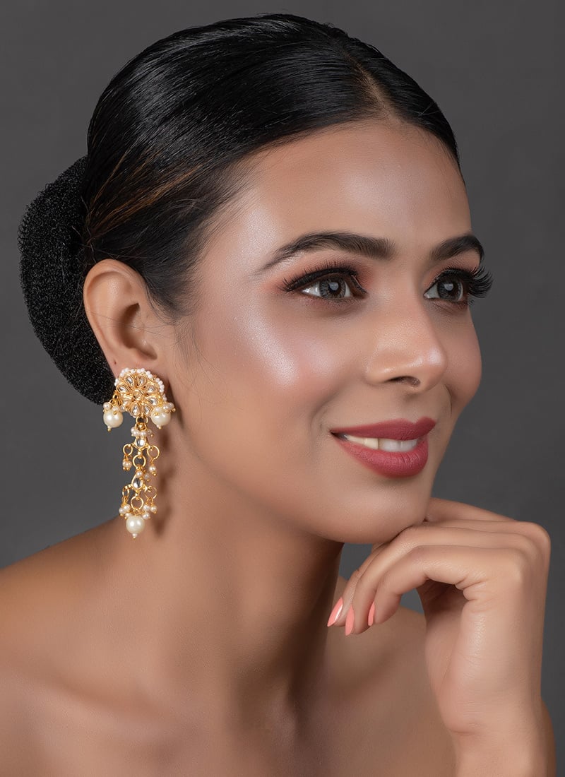 White Drops Earrings