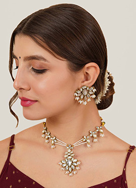 White Kundan And Moti Necklace