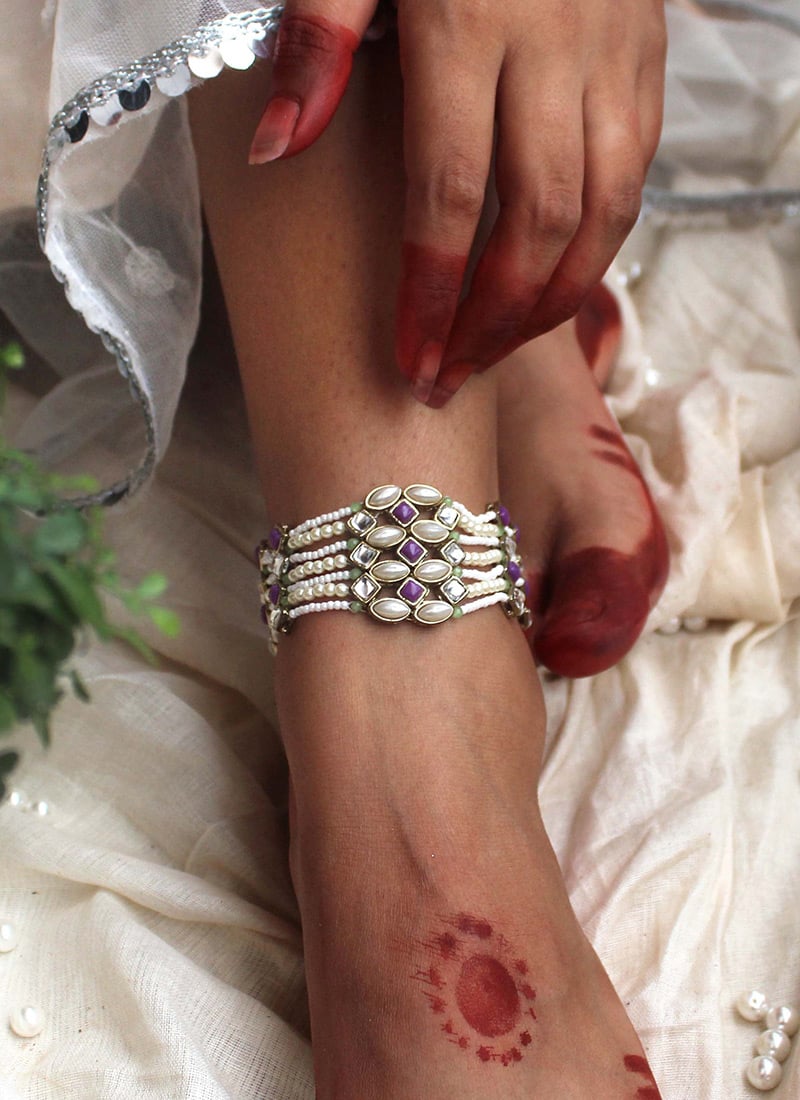 White Kundan Beads And Moti Anklets Festive Wear