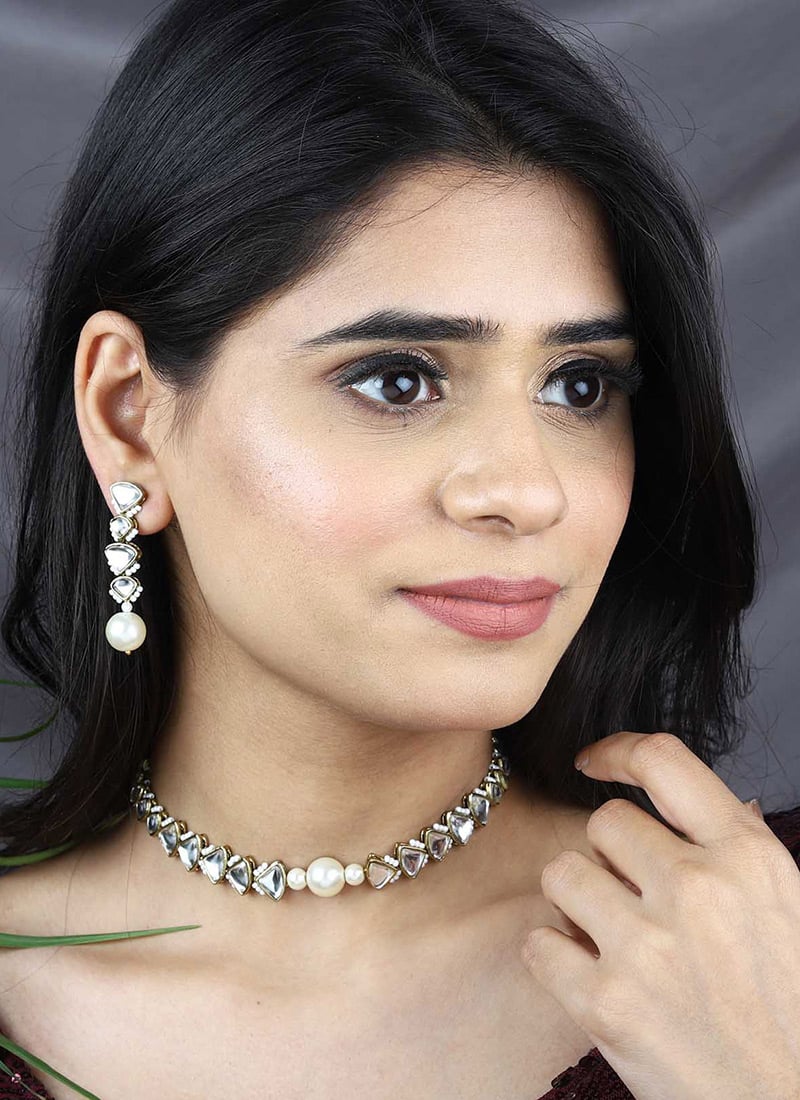 White Kundan Moti and Beads Choker Festive Wear
