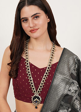 White Kundan Moti And Beads Necklace