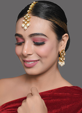 White Kundan N Beads Drops Earrings