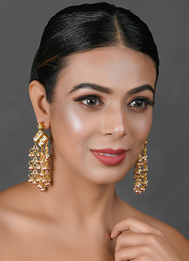 White Kundan N Beads Drops Earrings