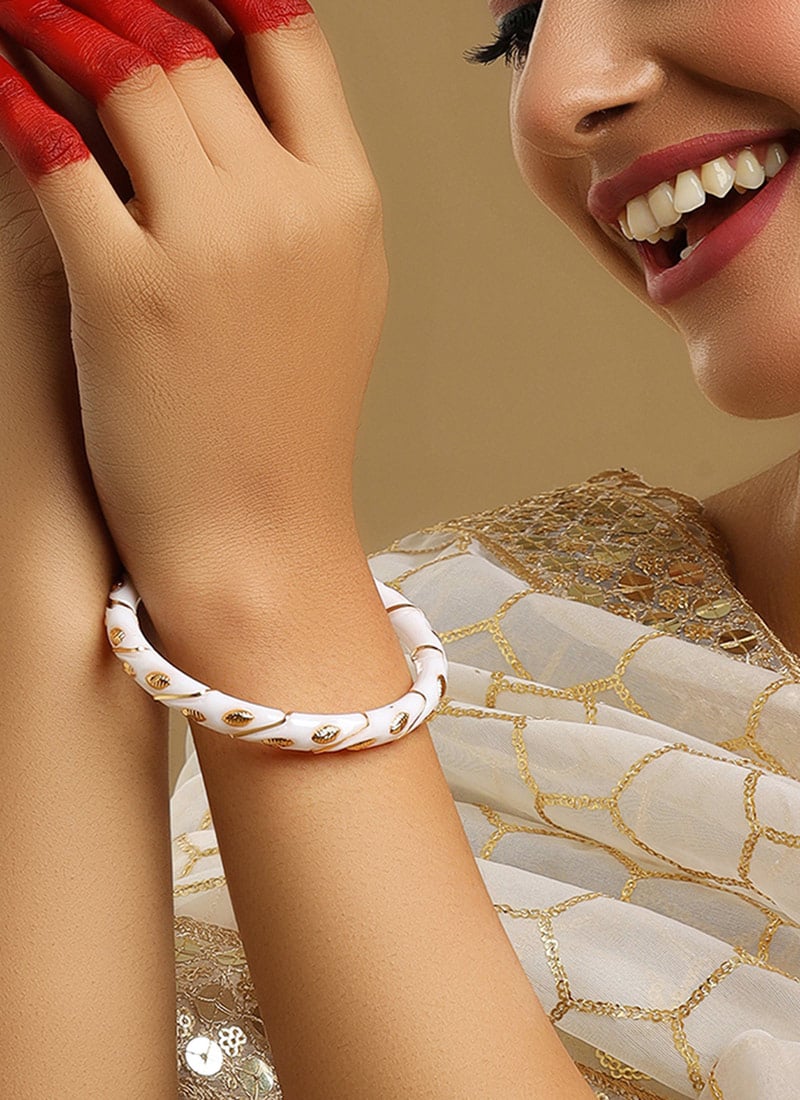 White Leaf Pattern Brass Kada Festive Wear