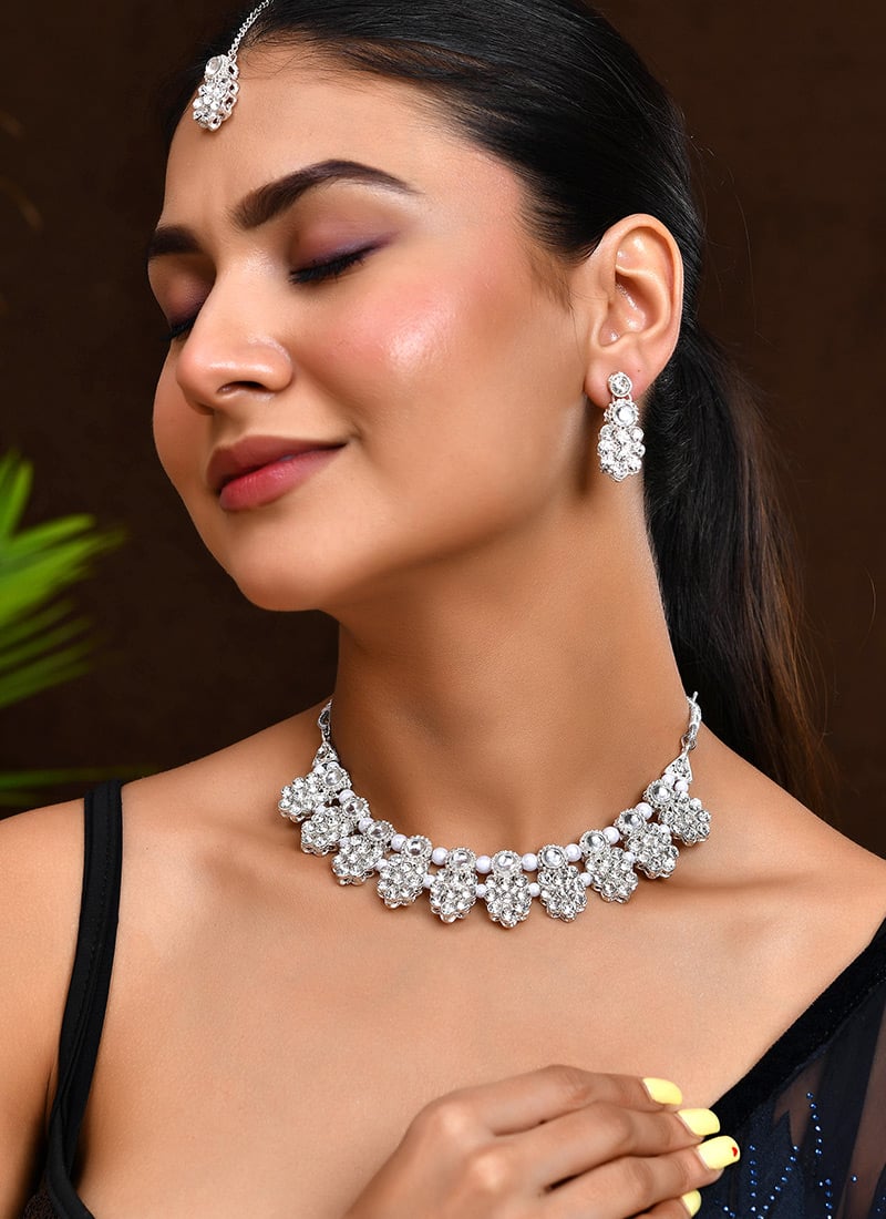 White Necklace With Kundan Moti Elegance Wedding Wear
