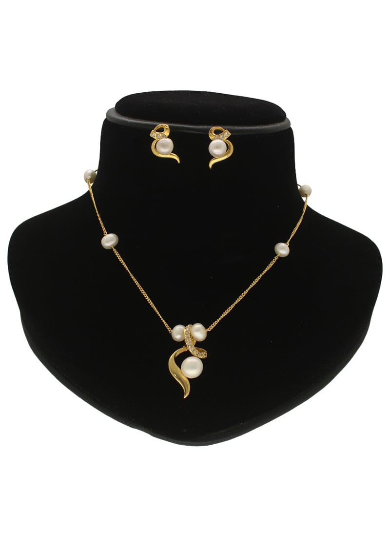 White Pearl Necklace Festive Wear