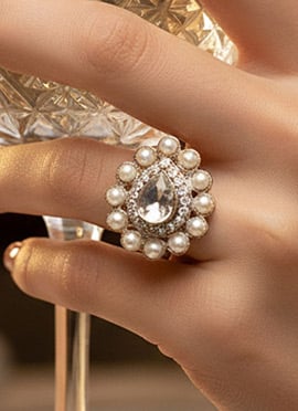 White Stones Kundan Ring