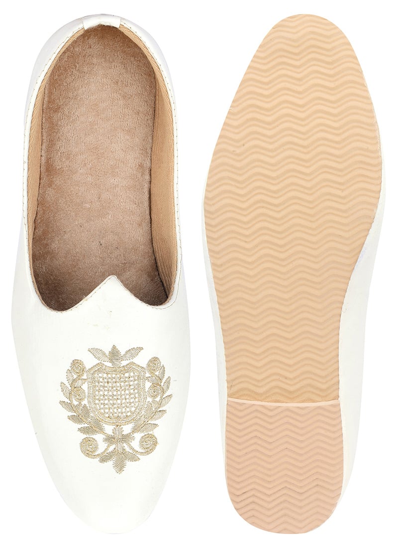 White Zari Embroidered Mojri