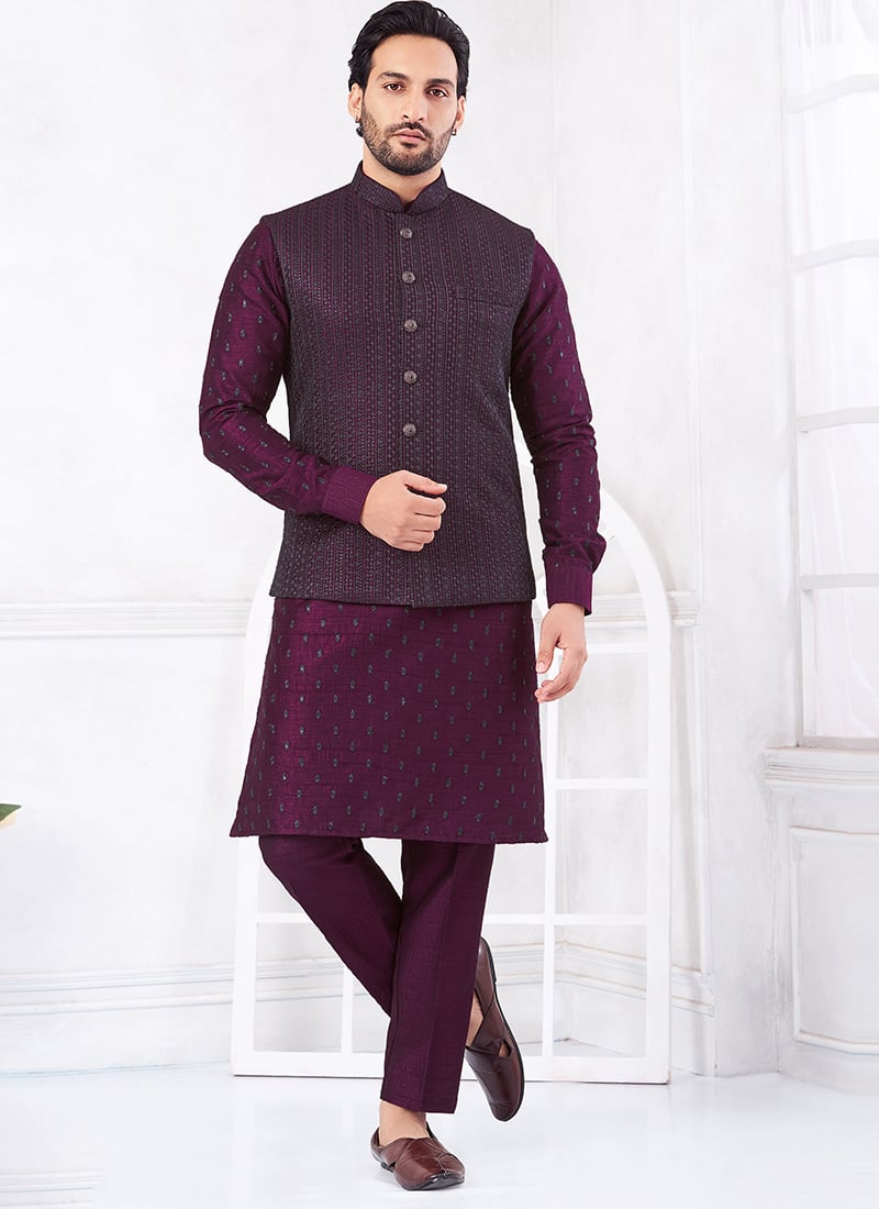 Wine Banarasi Silk Embroidered Sequins Thread Bandi Set Festive Wear