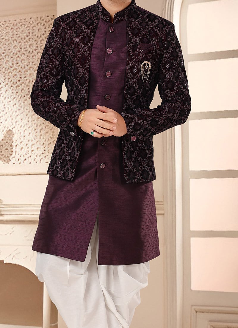 Shop online for New arrivals items in Indian ethnic clothing at Cbazaar
