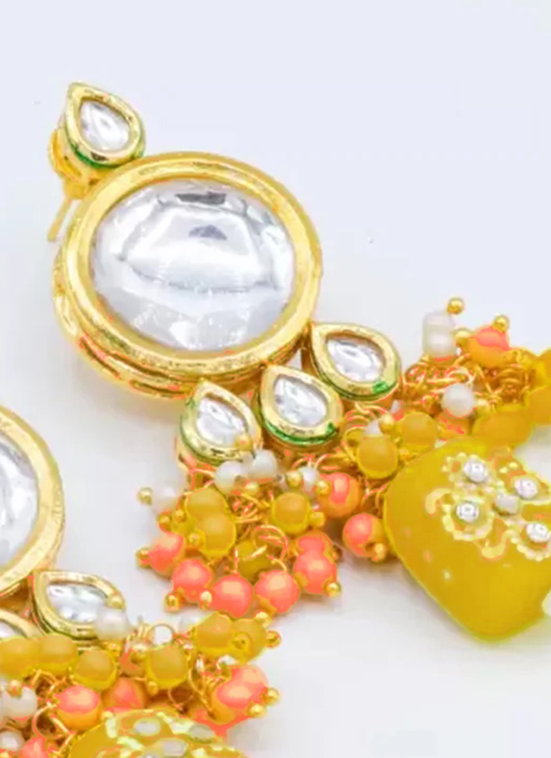Bhargavi Kundan Danglers main image 1