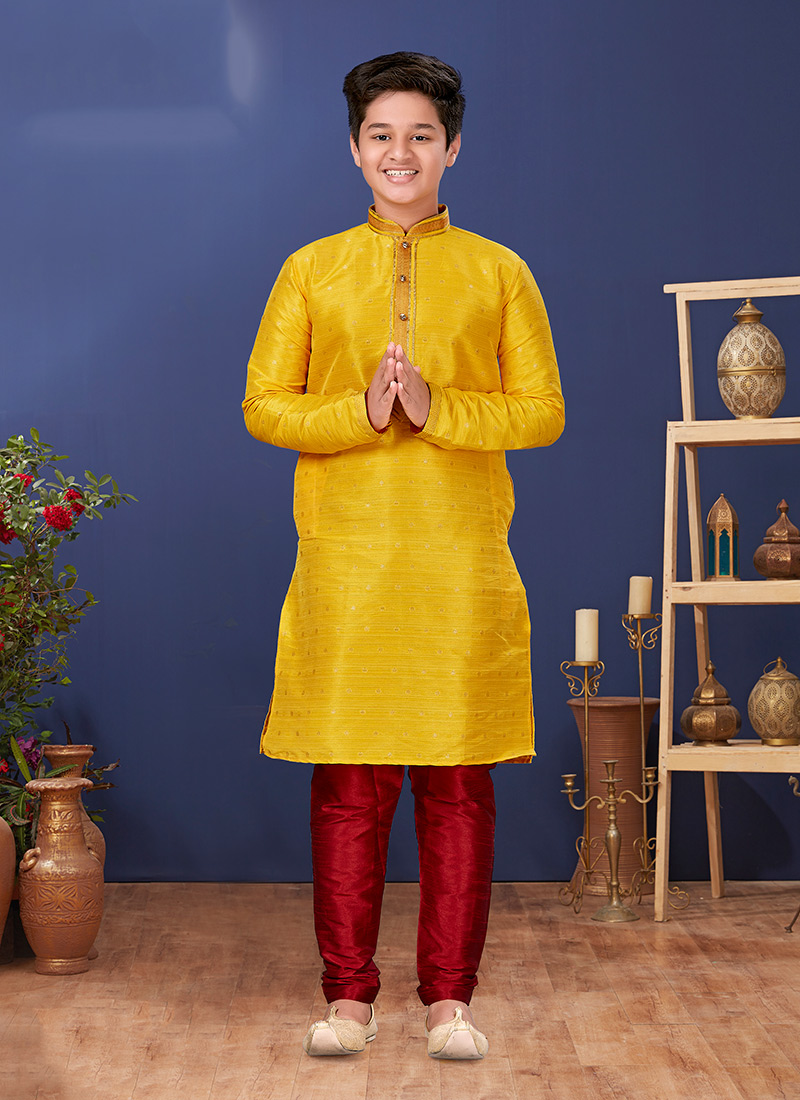 Yellow Mulberry Butti silk Kurta Pyjama