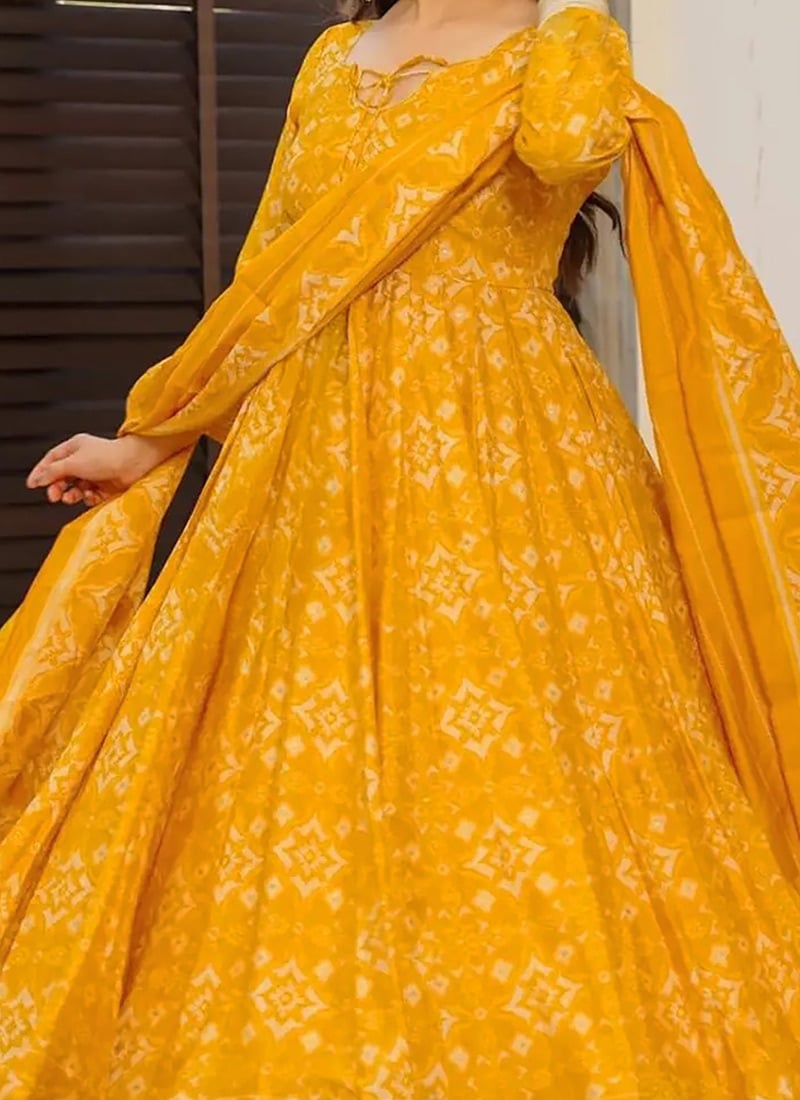 Niwaj yellow muslin suit set for women