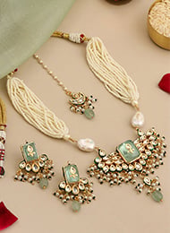 Ethnic necklaces and chokers for women